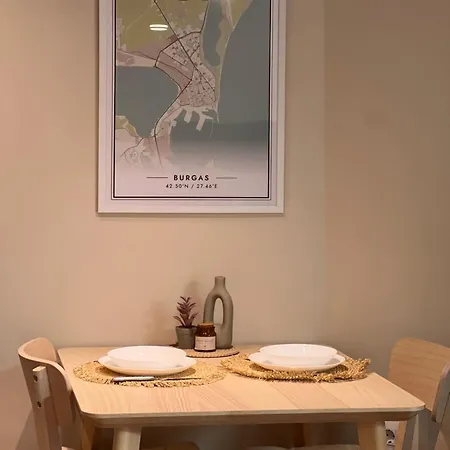 Lazur - 10min Walk To דירה *