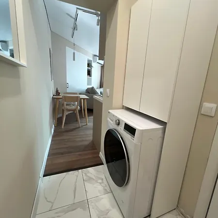 Lazur - 10min Walk To דירה *